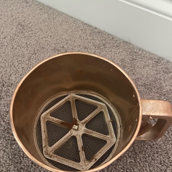 Vintage Flour Sifter - Picture 3 of 3